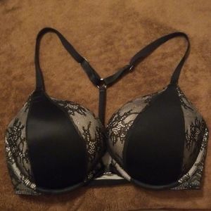 Victoria's Secret Bombshell Plunge Bra 34D